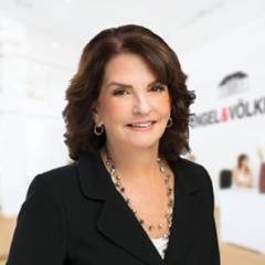 Maura Bischoff